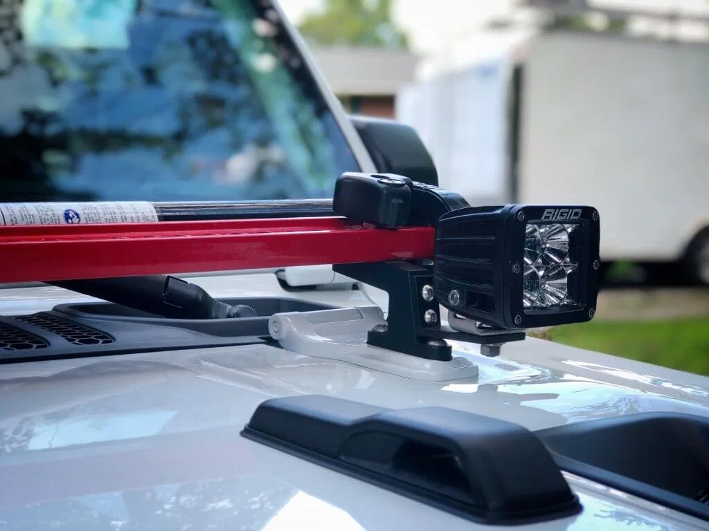 HM-925 – HI-LIFT JACK Jack Mount, Hi-Lift Jack Mounts To Vehicle Hood Black Anodized Aluminum